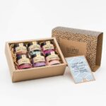 Bio Feinschmecker Set in dekorativer Geschenkbox mit 6 exklusiven Bio-Gewürzen im Almgold-Aromaglas